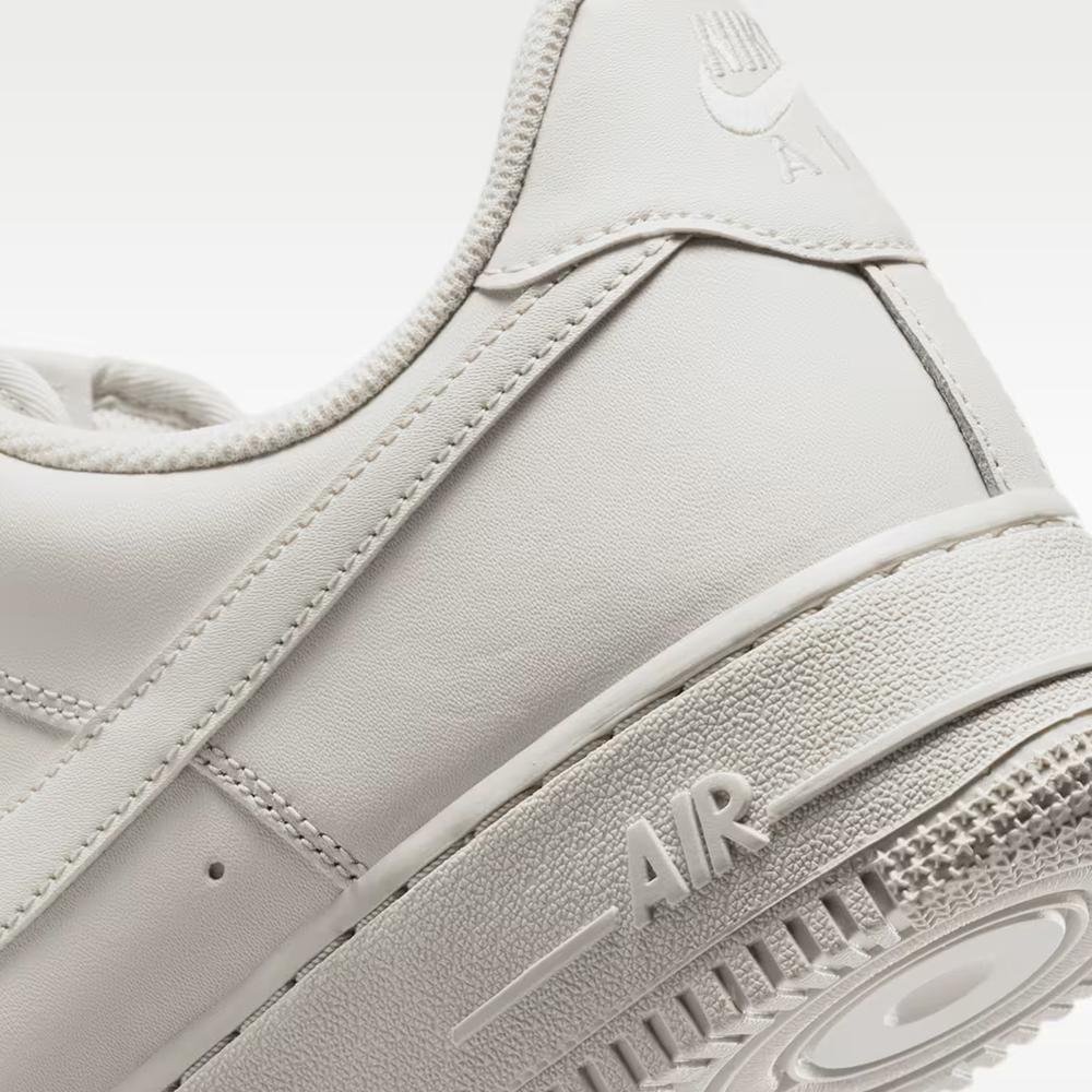 Topánky pánske Nike Air Force 1 '07 IH1698-003 - biele