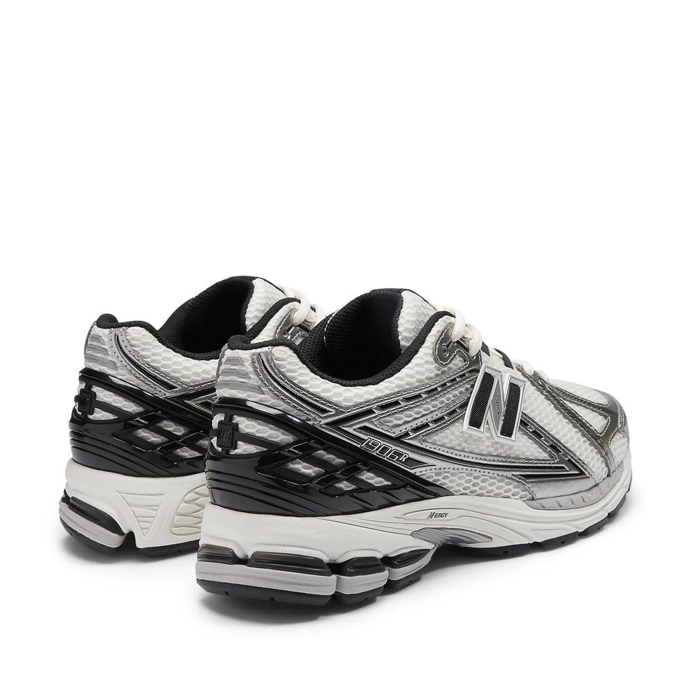 Topánky New Balance M1906RER - strieborné