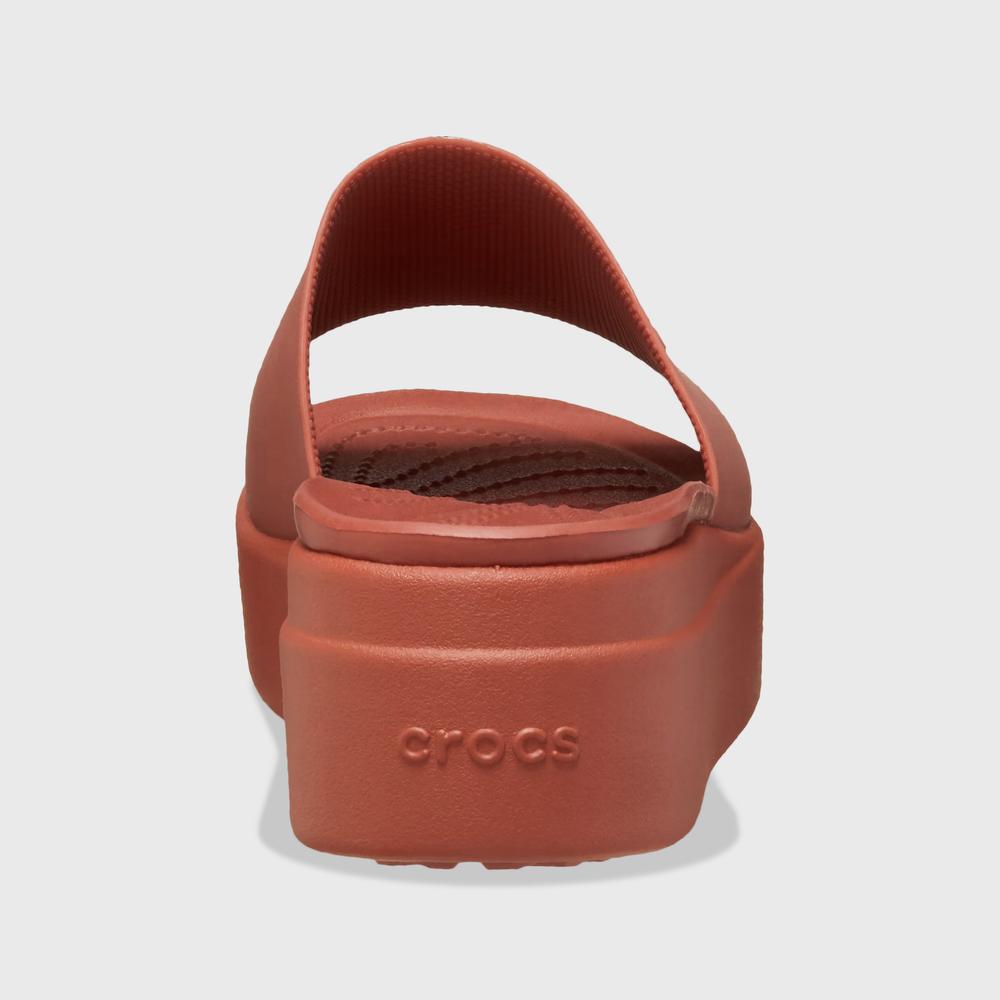 Klapky Crocs Brooklyn Slide 208728-2DT - hnedé