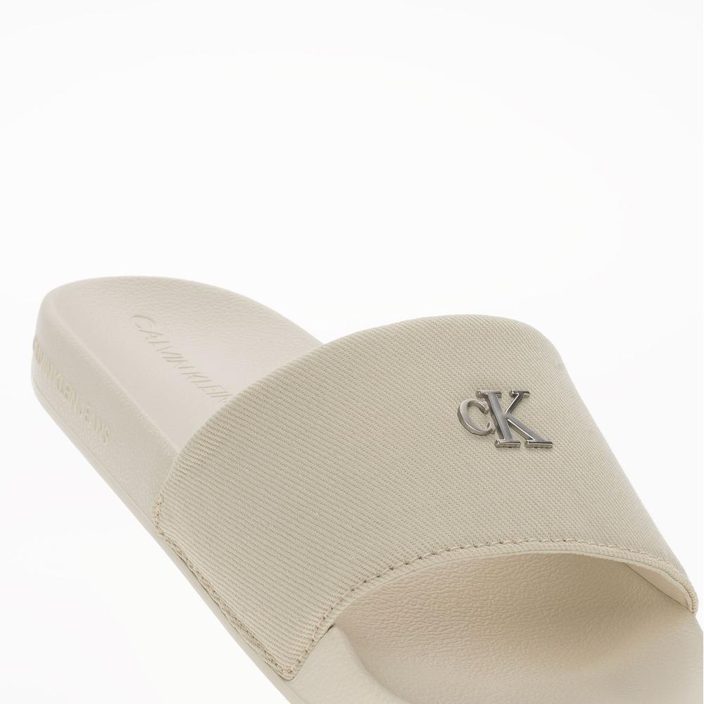 Klapky Calvin Klein Slide Monogram Hardware YW0YW01713-AEO - biele