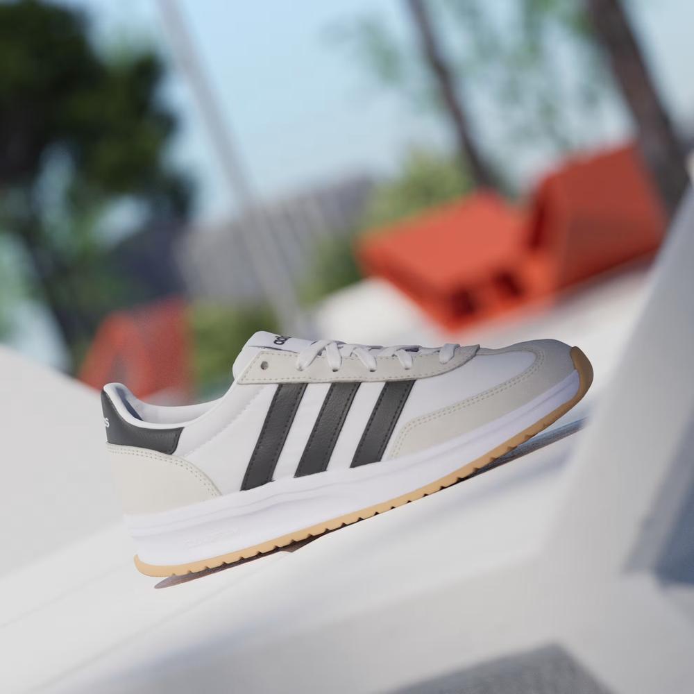 Topánky adidas Run 70S IH8594 - biele
