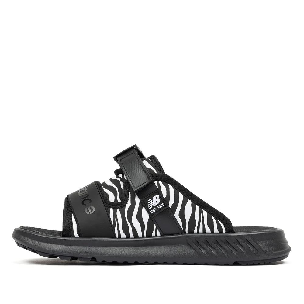 Klapky New Balance SWA330T3 - čierne