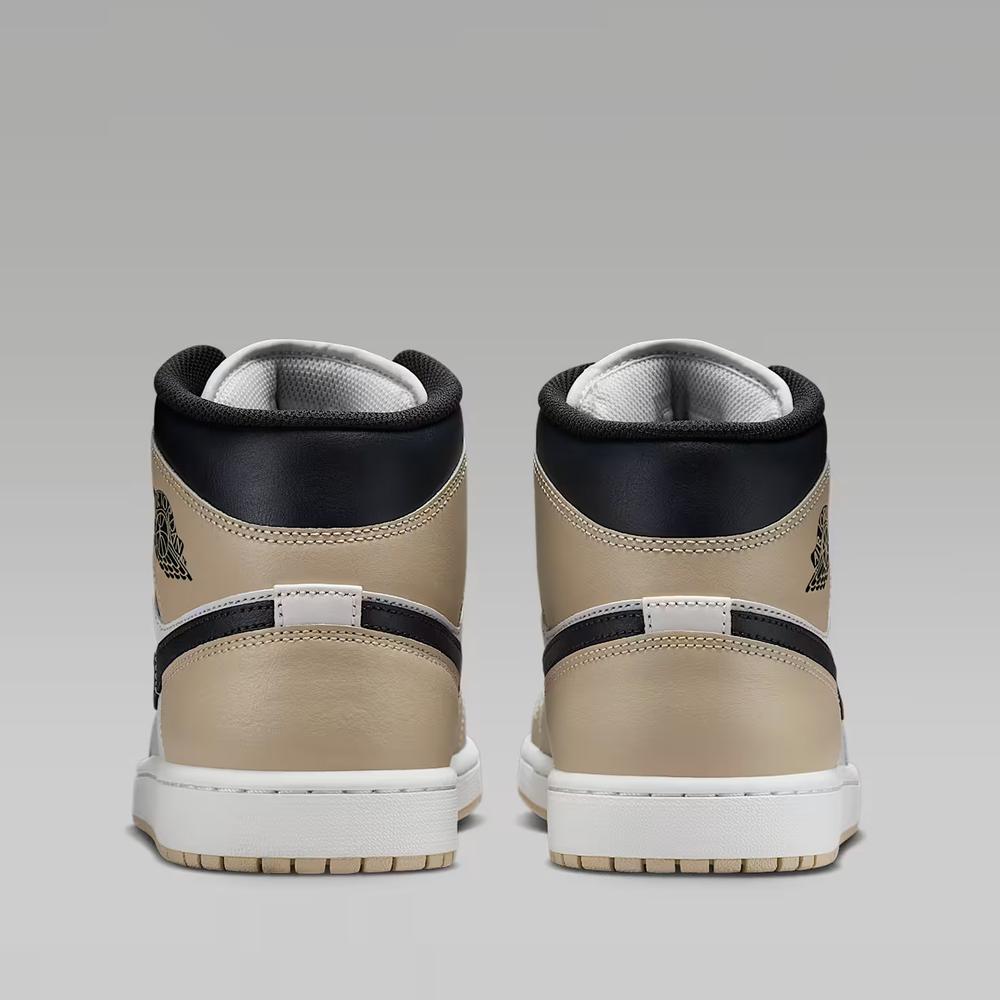 Pánske topánky Air Jordan 1 Mid DQ8426-153 - biele