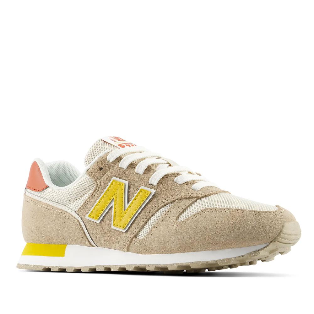 Dámske topánky New Balance W3734Q8 - béžové