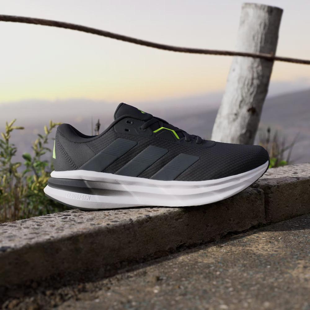 Pánske topánky adidas Galaxy 7 JQ2625 - čierne