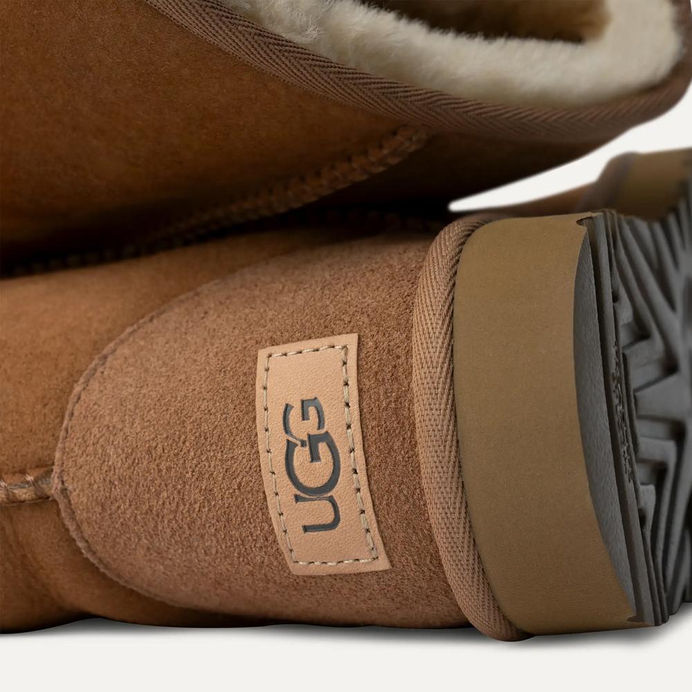 Topánky dámske UGG W Classic  Short II 1016223-CHE - hnedé