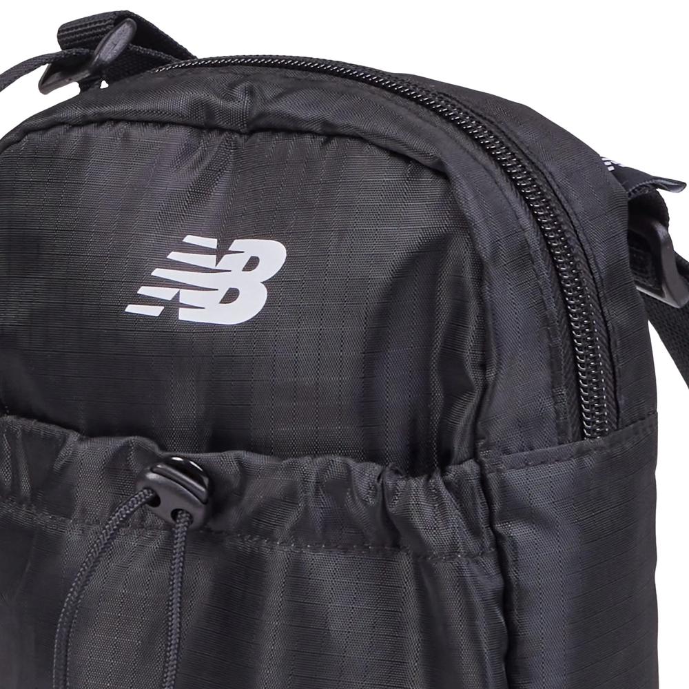 Sachetka New Balance LAB51901BK - čierna