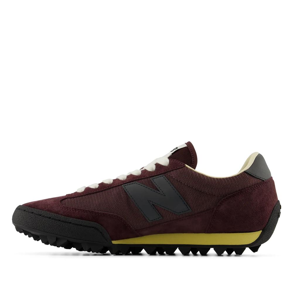 Topánky unisex New Balance Gator Run UGTR48S - hnedé