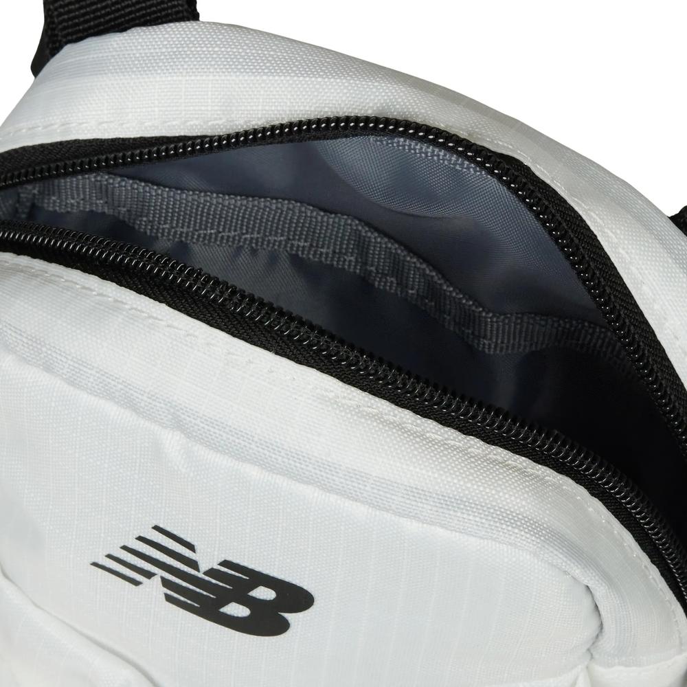 Sachetka New Balance LAB51901WT - biele