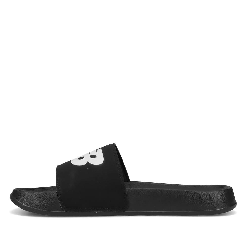 Klapky New Balance SUF200A3 - čierne