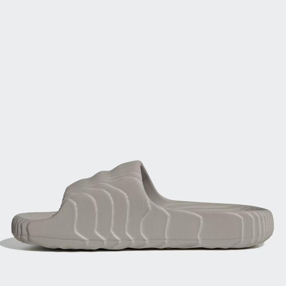 Klapky adidas Adilette 22 HQ4670 - hnedé