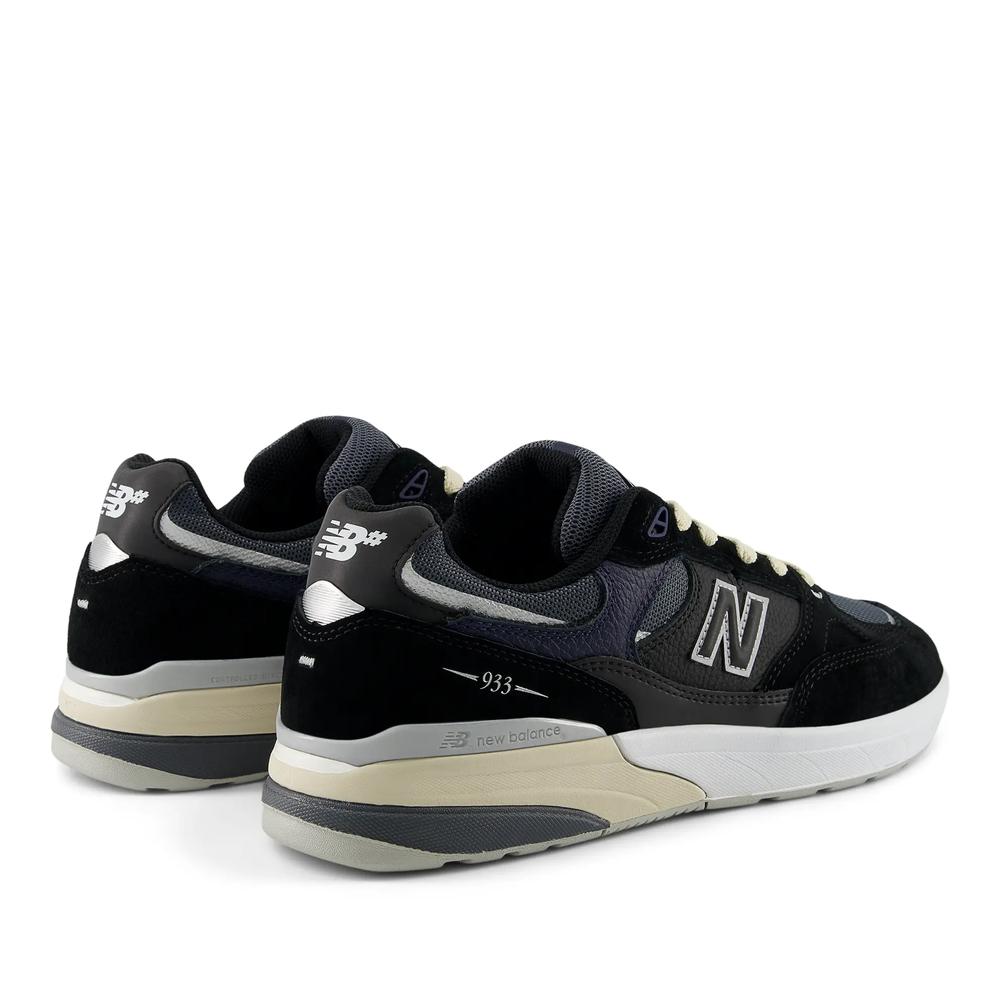 Pánske topánky New Balance Numeric UN933BNT - čierne