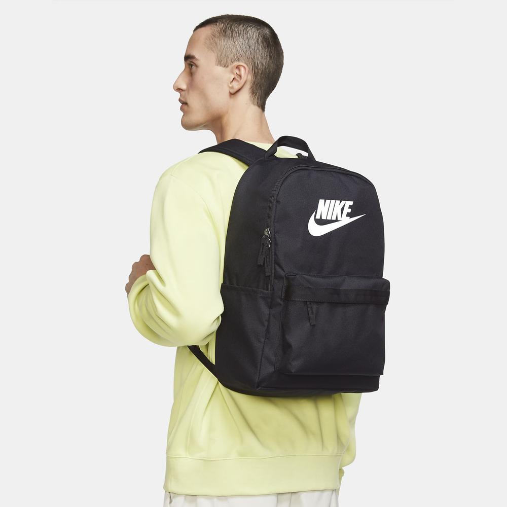 Ruksak Nike Heritage DC4244-010 - čierne