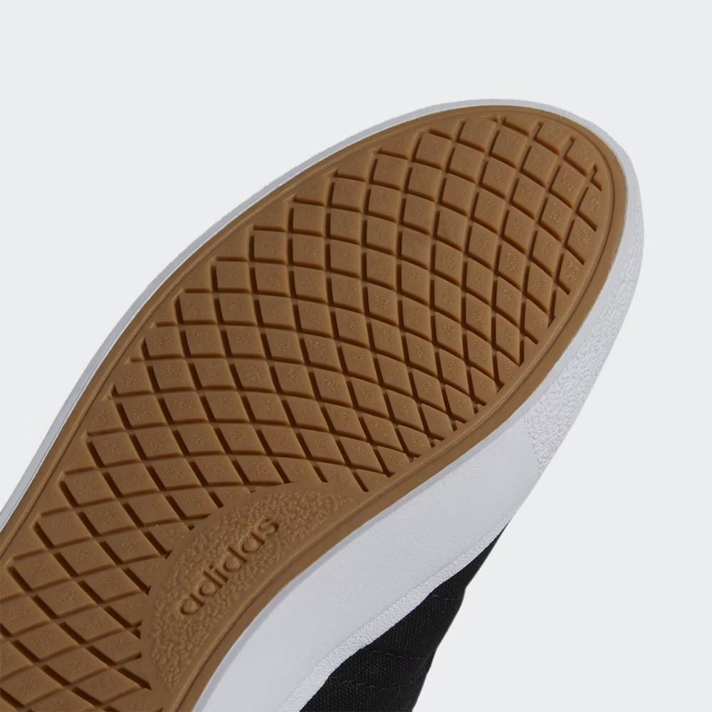 Topánky adidas Vulc Raid3r Skateboarding GY5496 - čierne