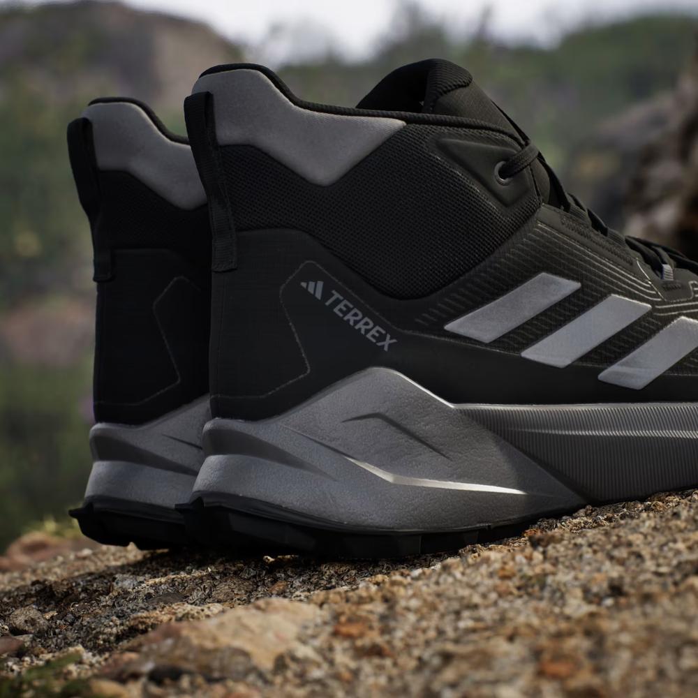 Topánky pánske adidas Terrex Trailmaker 2.0 Mid Gore-Tex Hiking IE9062 - čierne