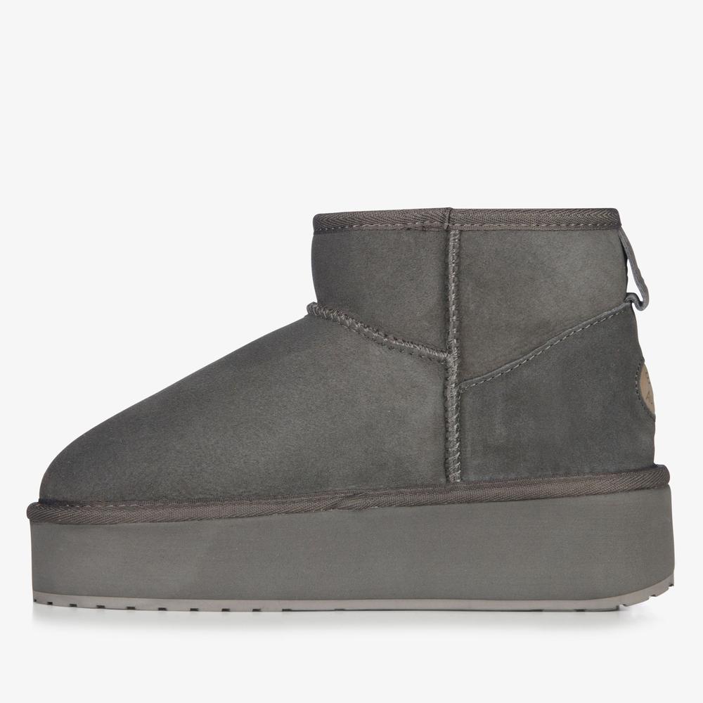 Topánky Emu Australia Stinger Micro Flatform W13082CHAR - šedý