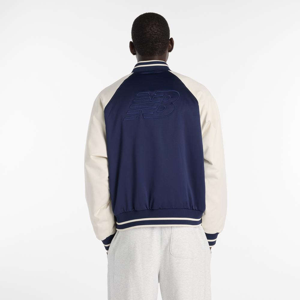 Mužský vetrovka New Balance MJ6102R7TNV - tmavomodré