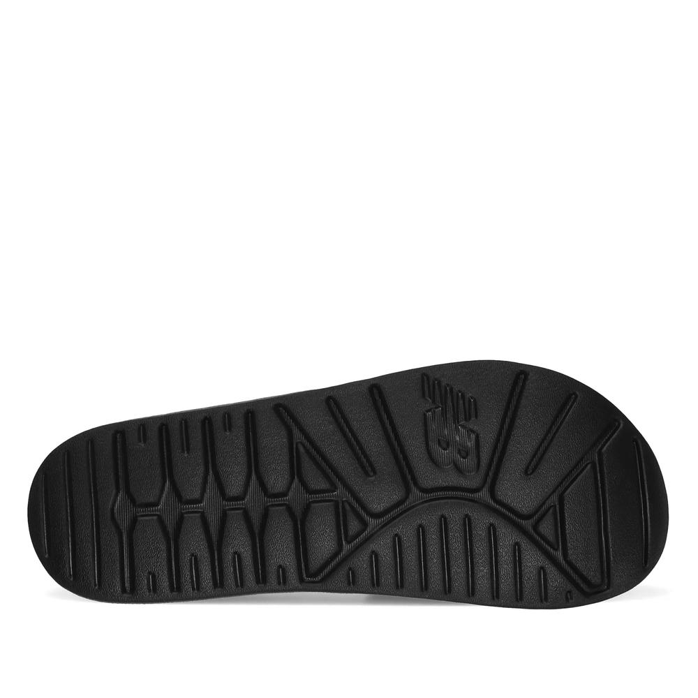 Klapky New Balance SUF200B3 - čierne