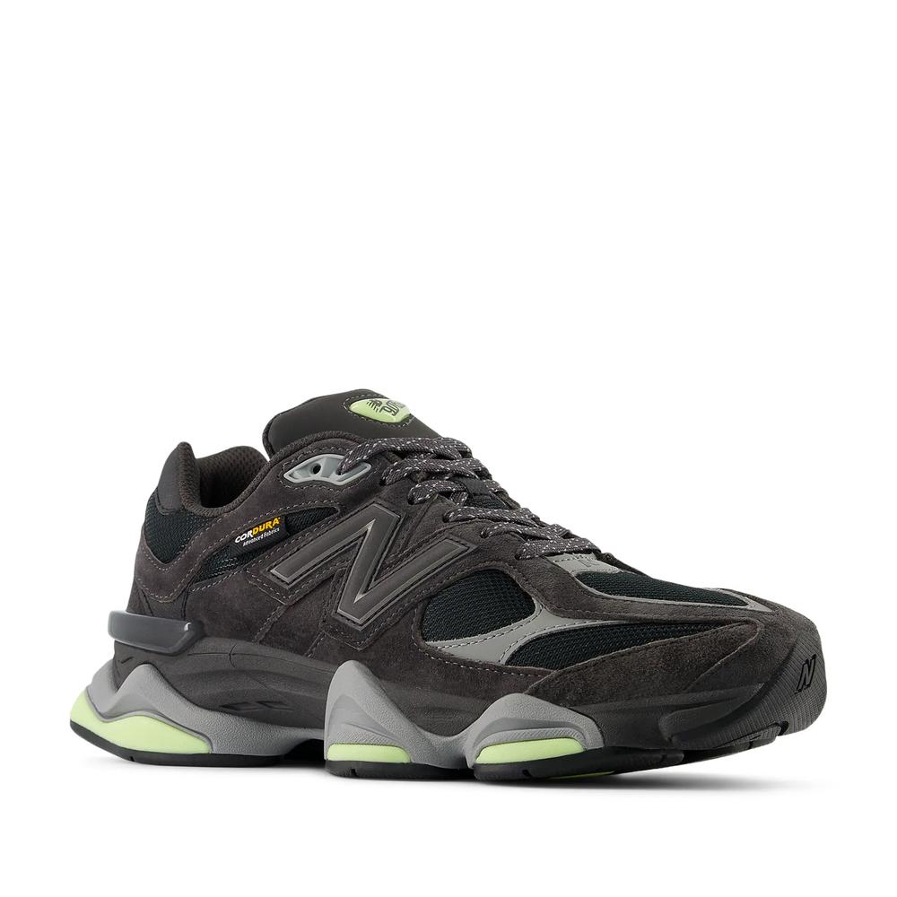Unisex topánky New Balance U90602P8  - hnedé