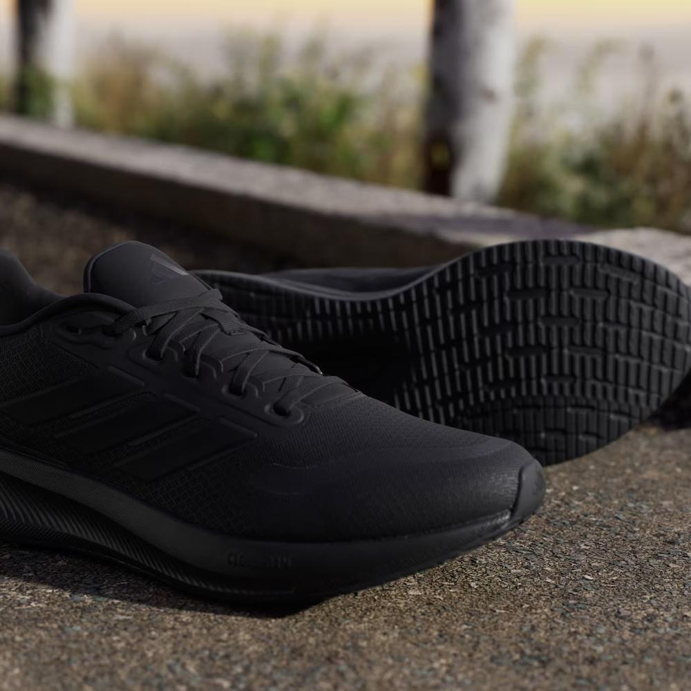 Topánky adidas Runfalcon 5 IE8812 - čierne
