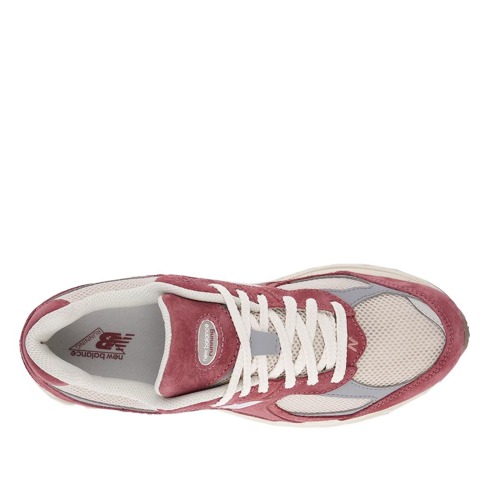 Topánky New Balance U2002RS - bordóvé