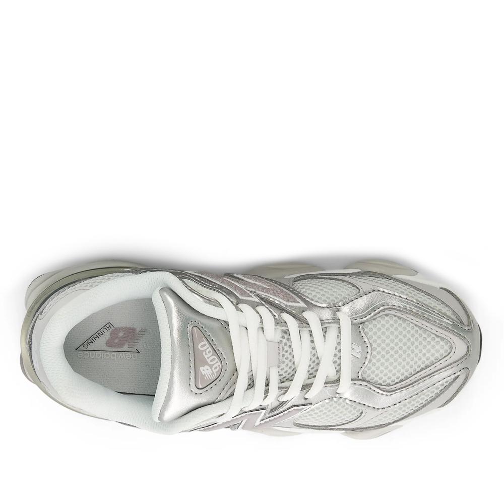 Detské topánky New Balance G90602LB - šedý