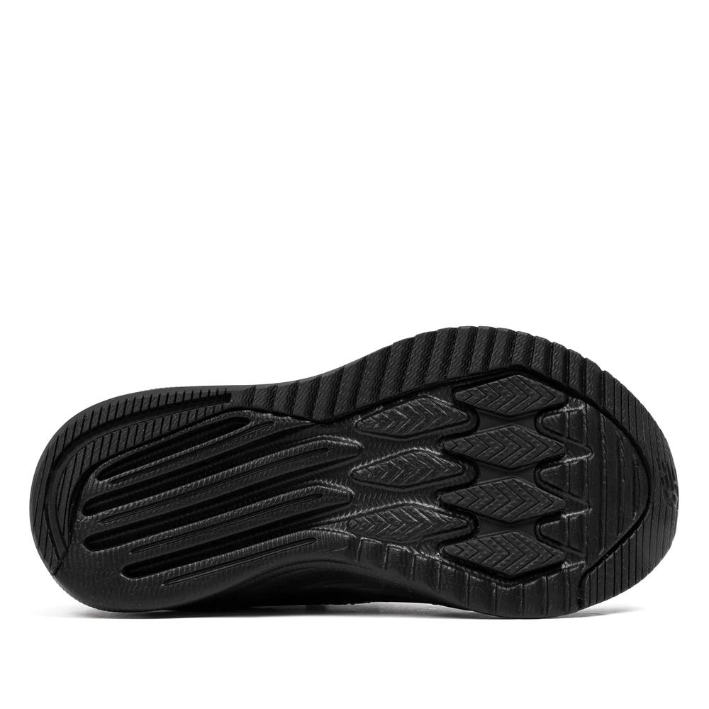 Topánky New Balance YK570BB3 - čierne