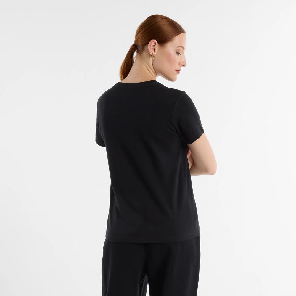Dámske tričko New Balance WT43582BK - čierne