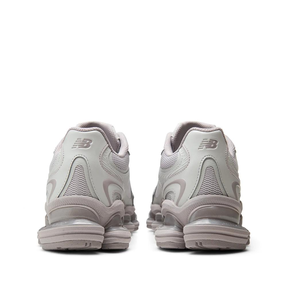 Unisex topánky New Balance U20001D3 - biele