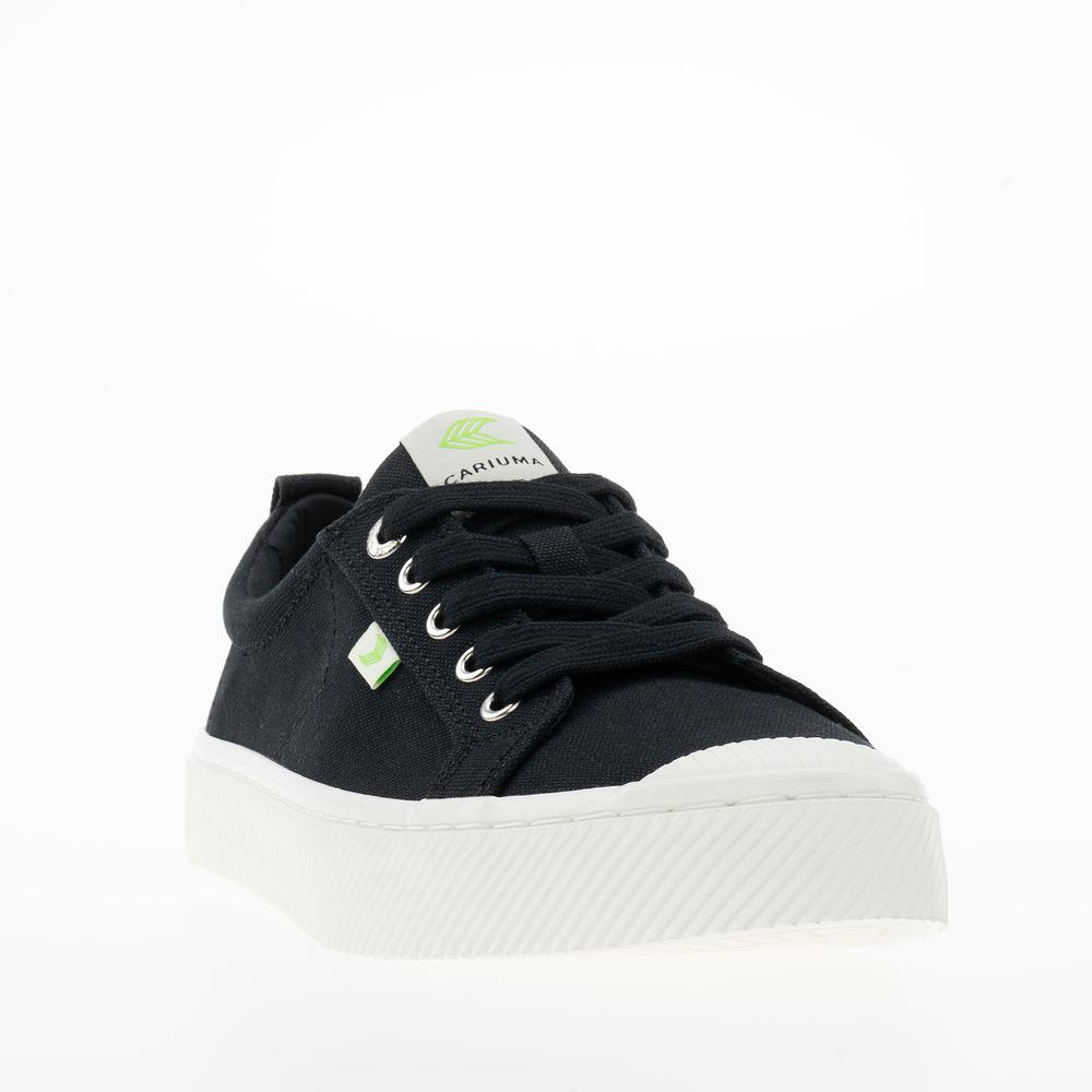 Dámske topánky Cariuma Oca Low 100103B01 - čierne