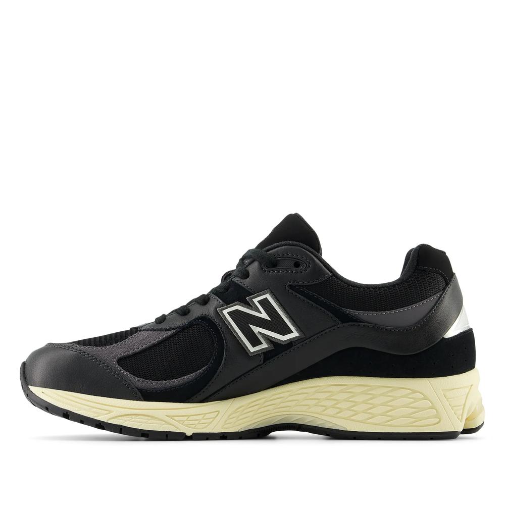 Topánky New Balance M2002RIB - čierne