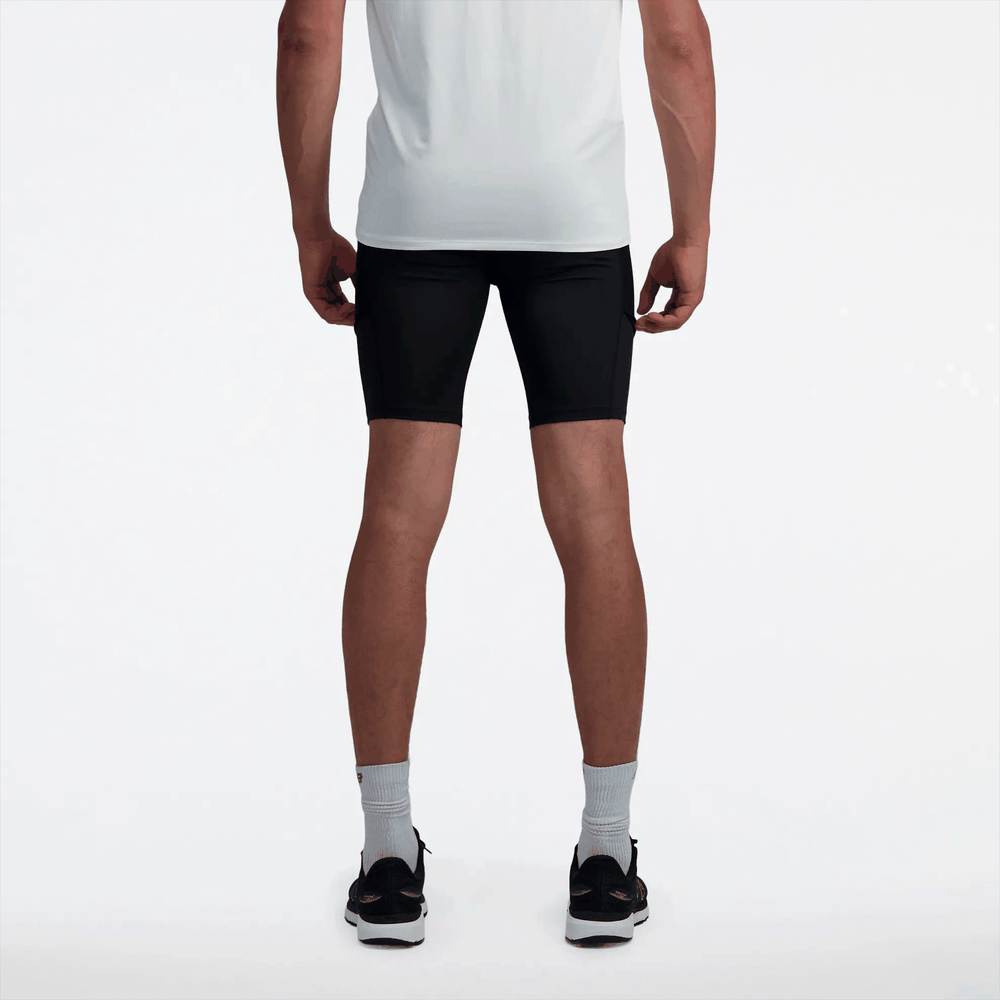 Pánske šortky New Balance MS33283BK – čierne