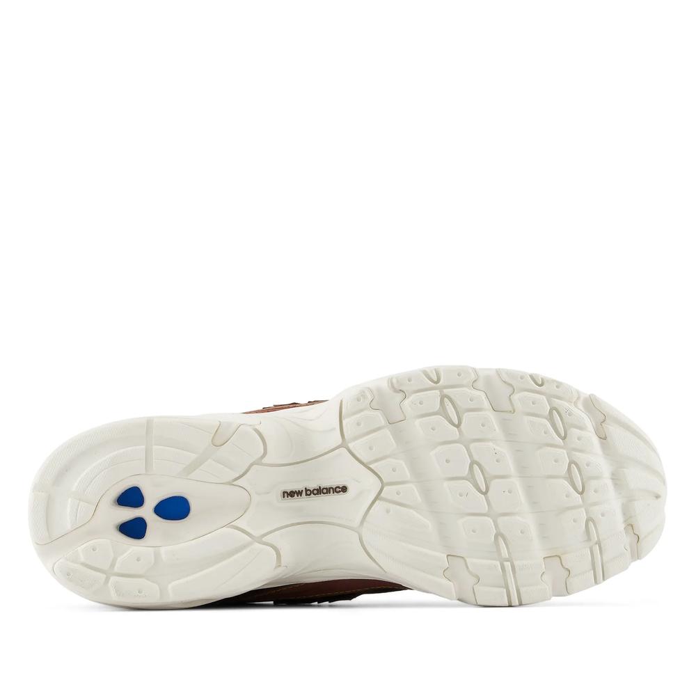Unisex topánky New Balance U7407IK - hnedé