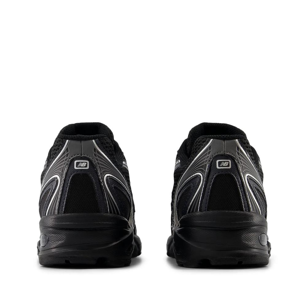 Unisex topánky New Balance U740BM2 - čierne