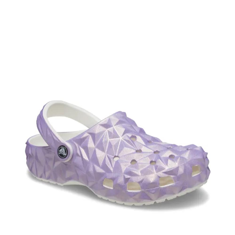 Klapky Crocs Classic Iridescent Geometric Clog 209841-100 - fialové