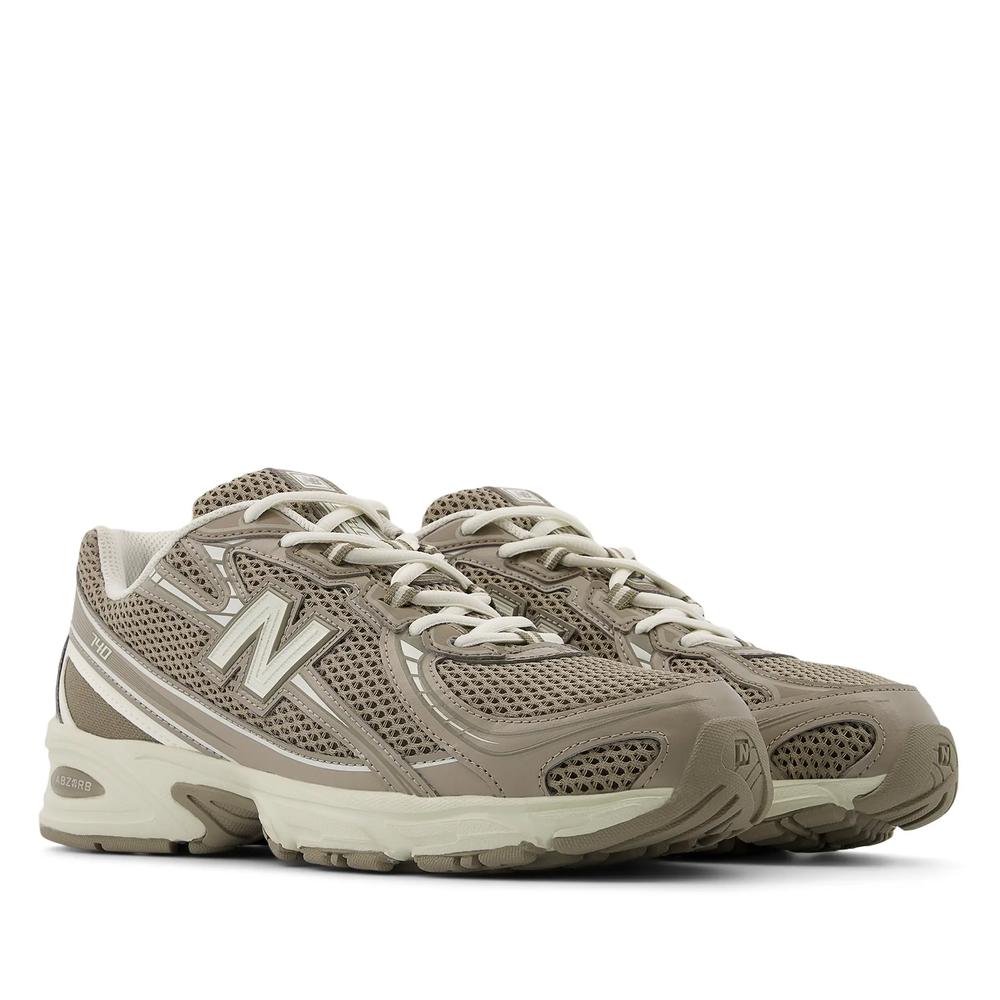 Unisex topánky New Balance U740SA2 - hnedé