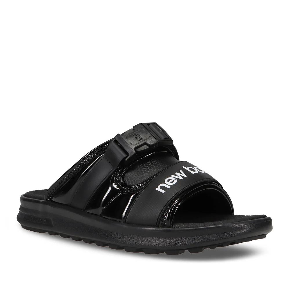 Klapky New Balance SWA330D3 - čierne