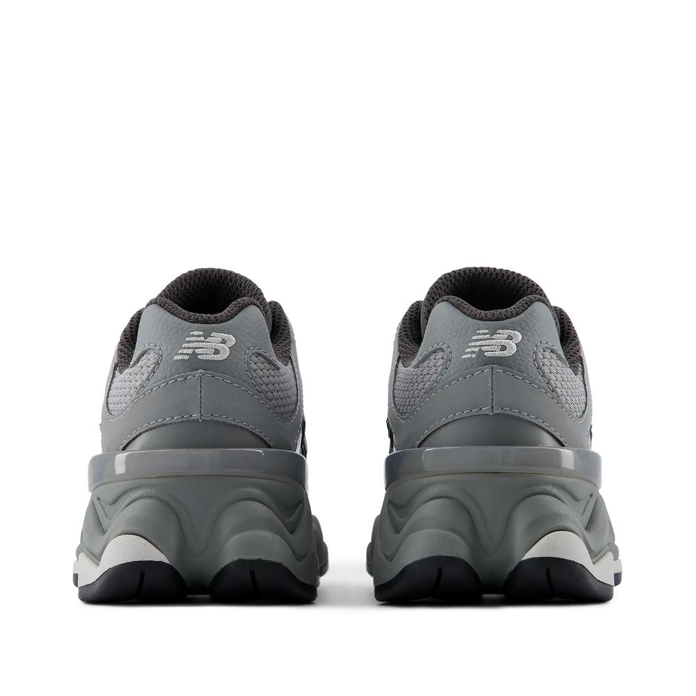 Detské topánky New Balance P906033P - šedý