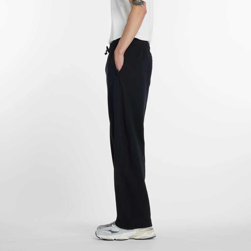 Pánske nohavice New Balance MP53504BK - čierne