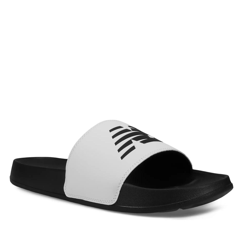 Klapky New Balance SUF200B3 - čierne