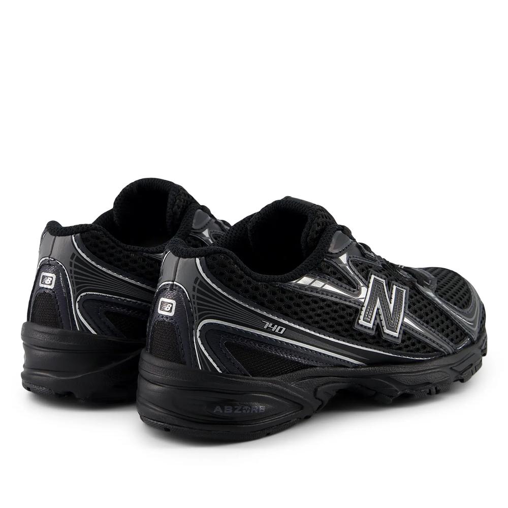 Detské topánky New Balance PZ740BM - čierne