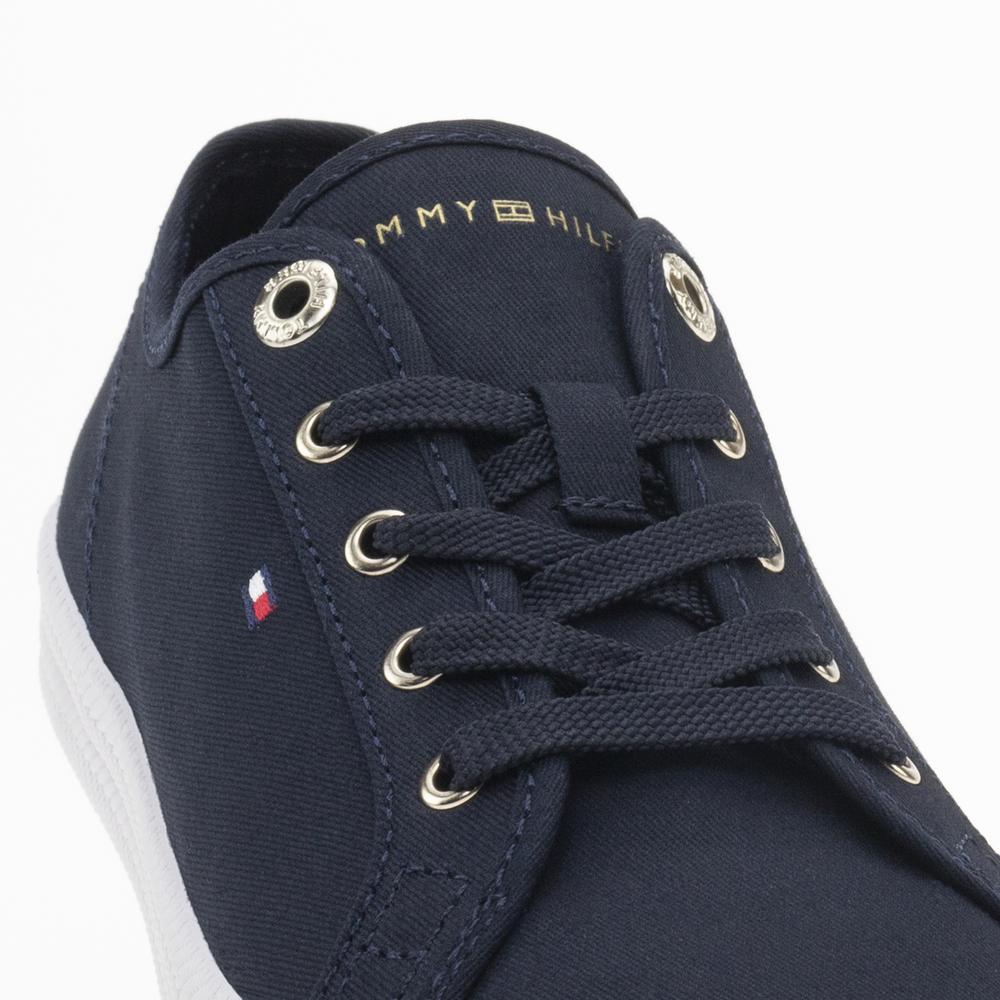 Topánky Tommy Hilfiger Essential Vulcanized Sneaker FW0FW07119-DW6 - tmavomodré
