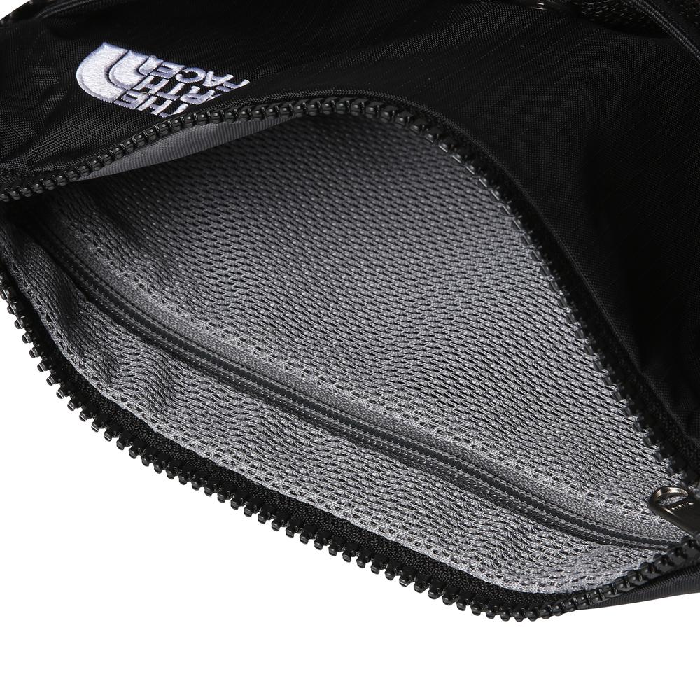 Unisex sachetka The North Face Terra 0A81EPKY41 - čierne
