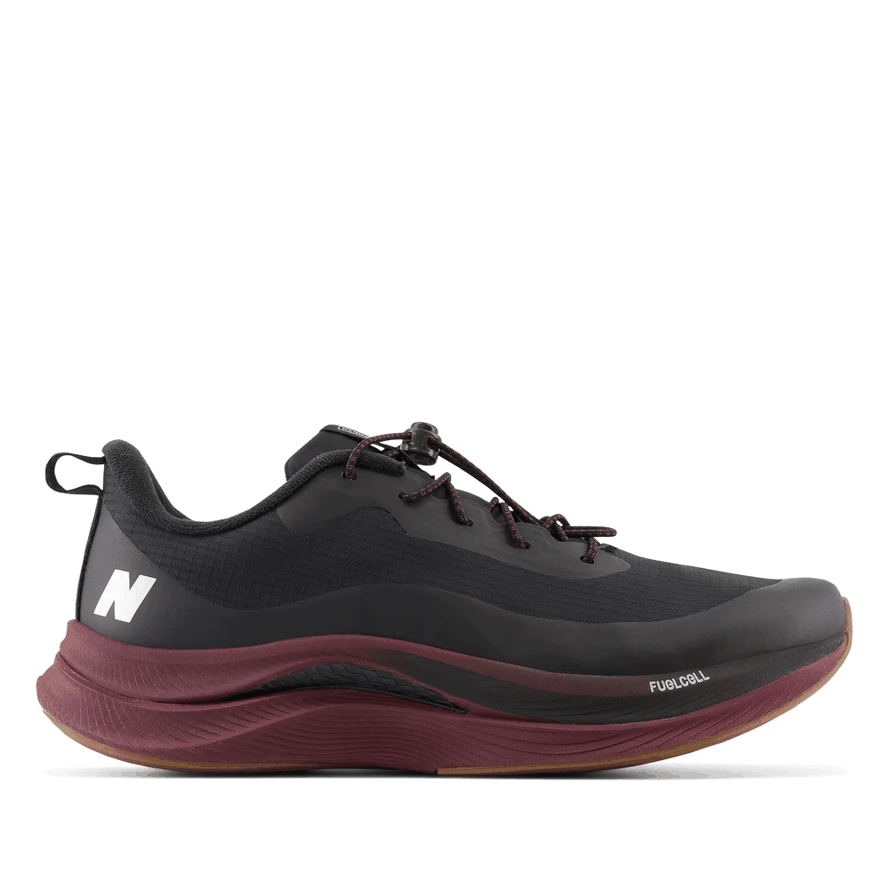 Topánky New Balance FuelCell Propel v4 Permafrost MFCPWBK - čierne