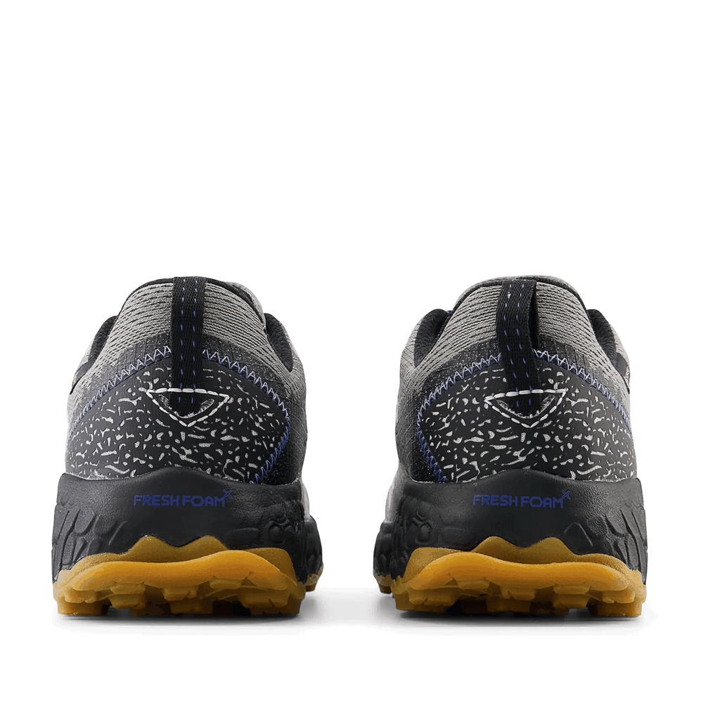 Dámske topánky New Balance Fresh Foam Hierro v7 WTHIGQ7 – šedý