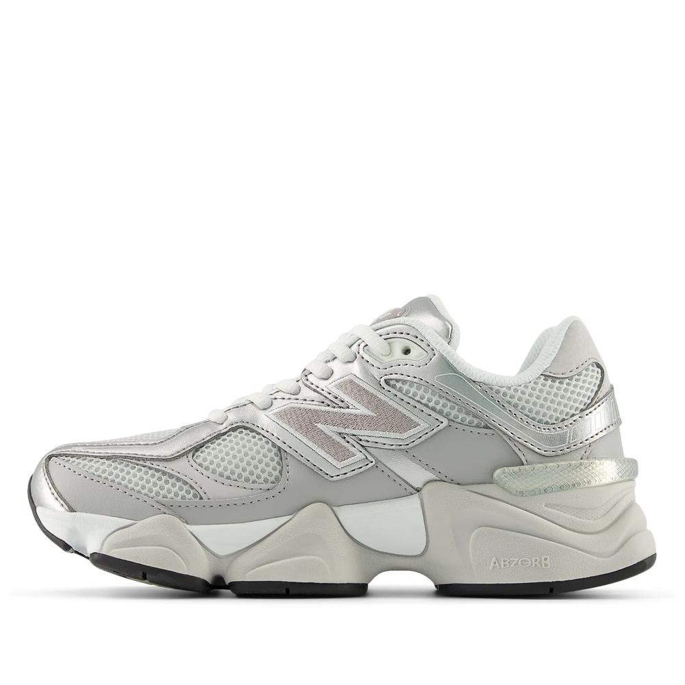 Detské topánky New Balance G90602LB - šedý