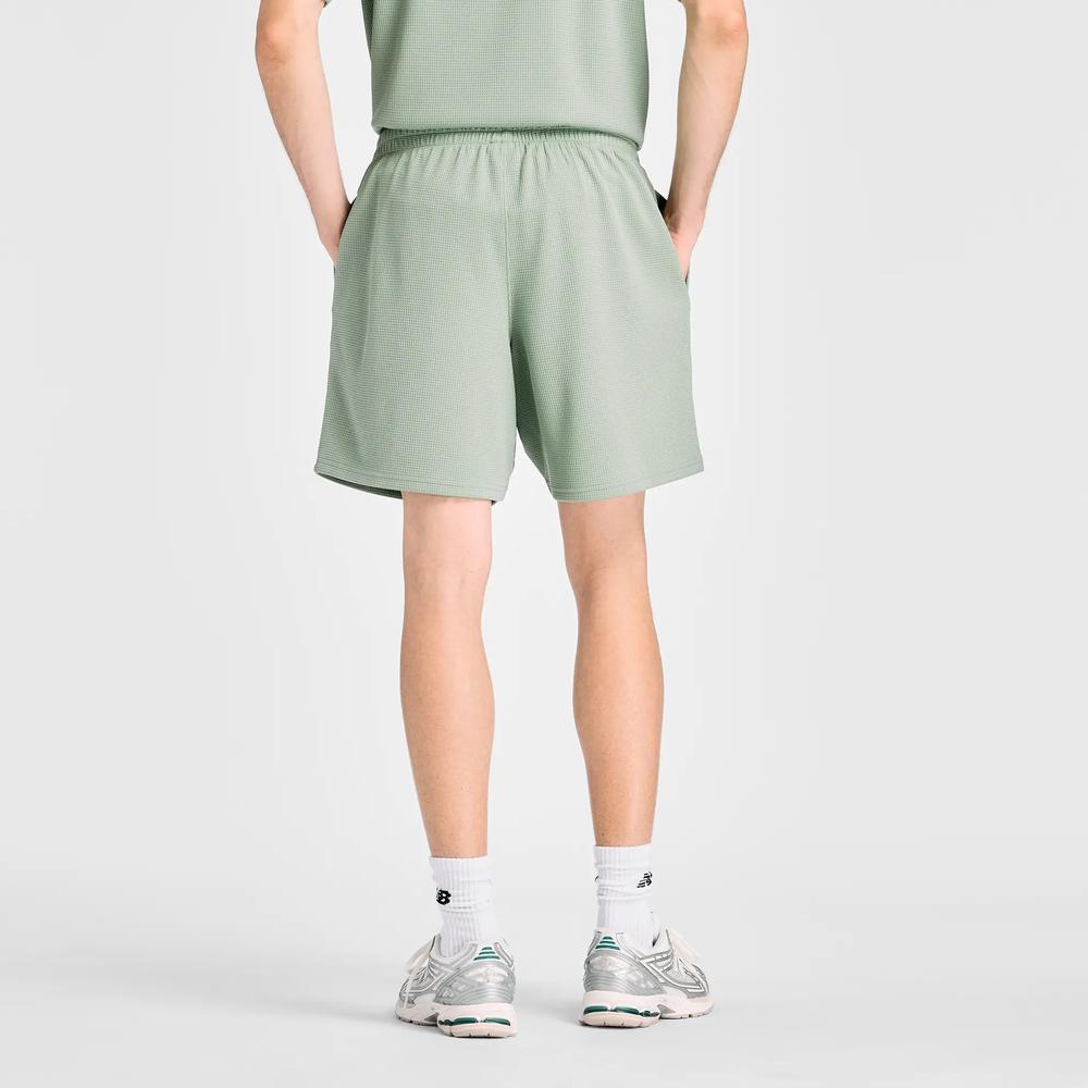 Pánske šortky New Balance MB61V17CAAR - zelené