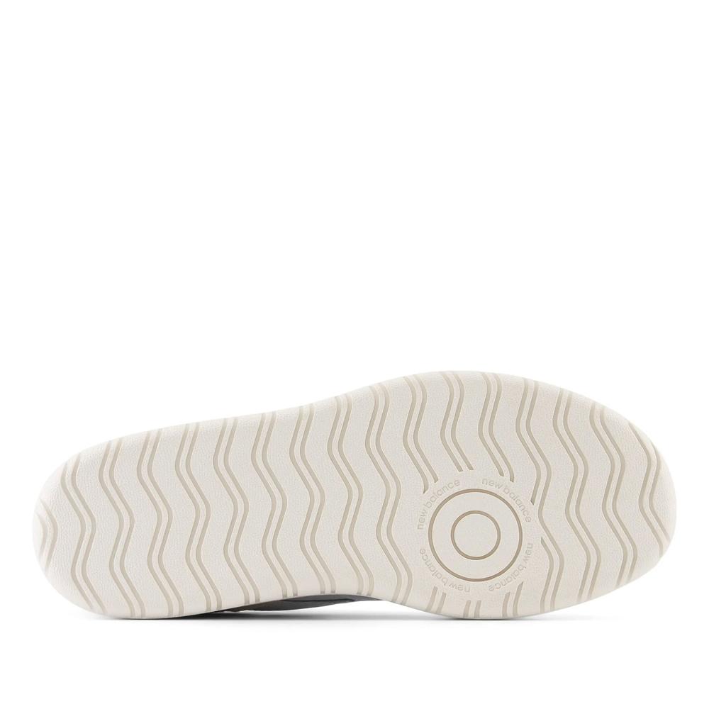 Topánky unisex New Balance CT302VB – biele