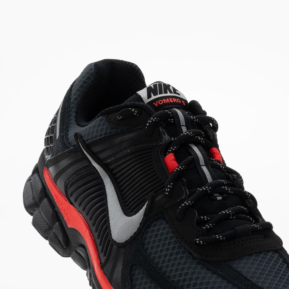 Pánske topánky Nike Zoom Vomero 5 HV2527-002 - čierne