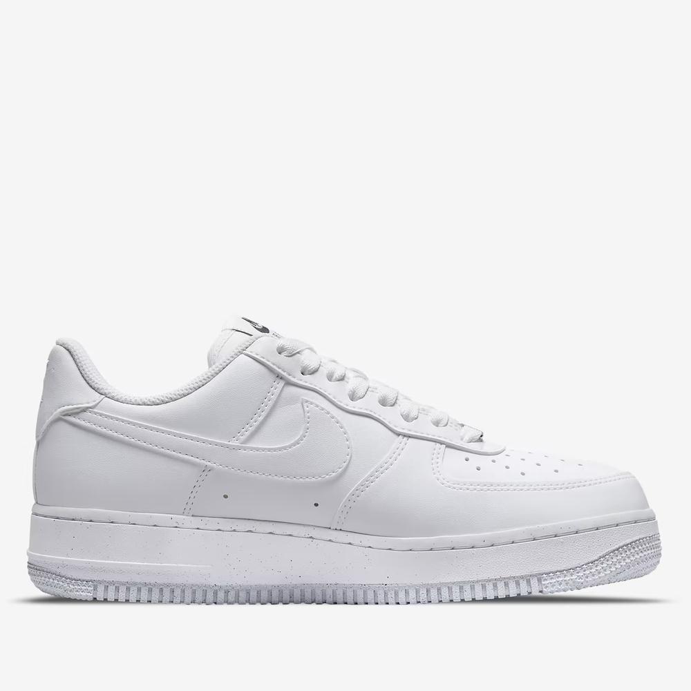 Dámske topánky Nike Air Force 1 '07 Next Nature DC9486-101 - biele